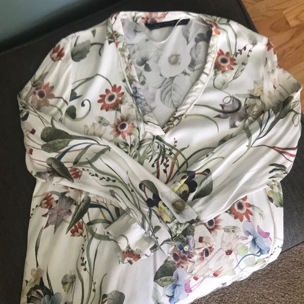 ZARA women floral top